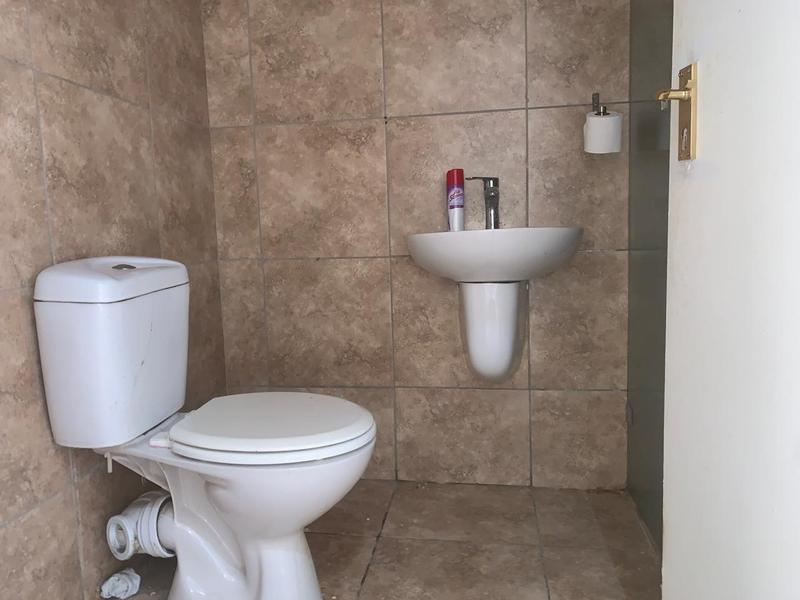 2 Bedroom Property for Sale in Hagley Western Cape